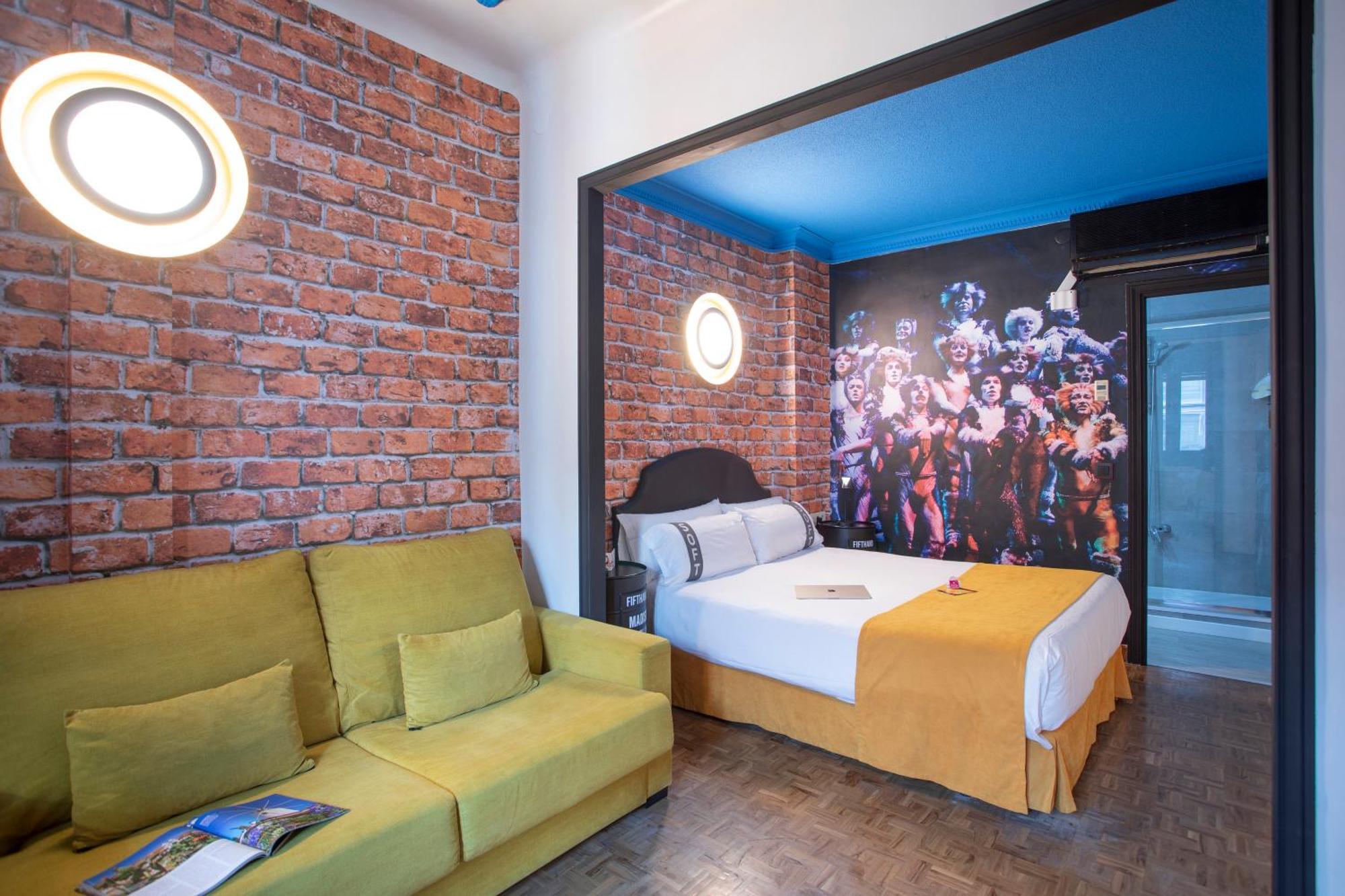 Casual Del Teatro Hotel 2*